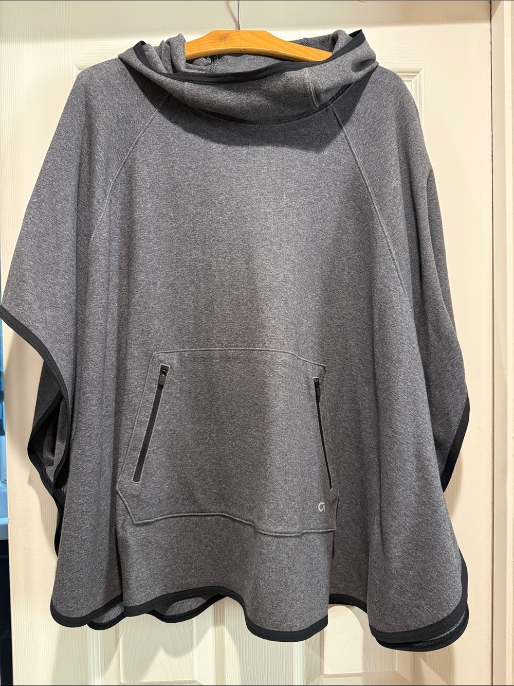 Gap Women’s Gray Hooded Poncho Sweater